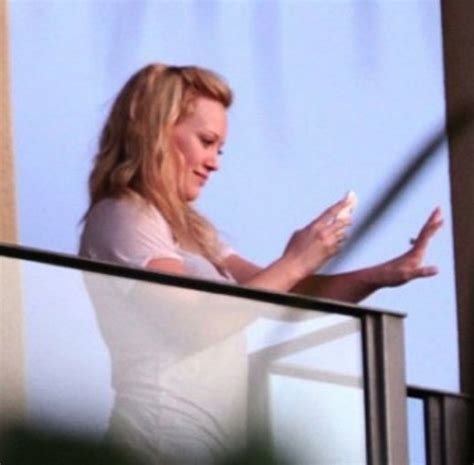 Hilary Duff Proposal And Blowjob Pictures