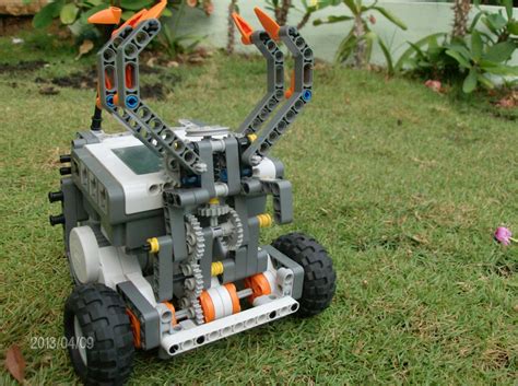 pin  sulokhina svetlana  robotica educativa lego nxt lego robot