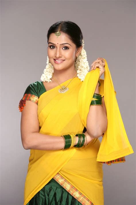 remya nambeesan in yellow and green saree photo gallery ~ hollywood