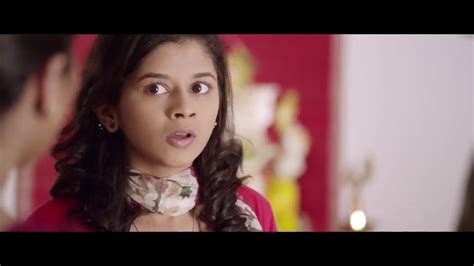 Shutter Theatrical Trailer Sachin Khedekar Sonalee Kulkarni Latest