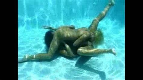 exposure lesbian underwater sex xvideos