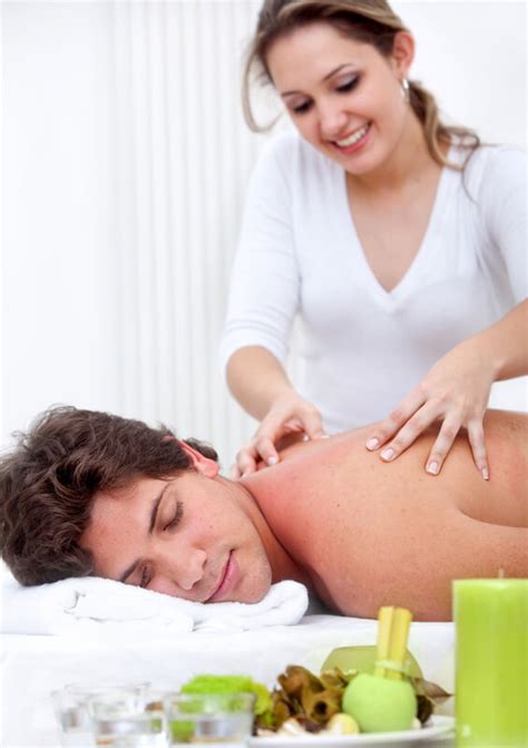 deep tissue massage in north london highgate holistic clinic
