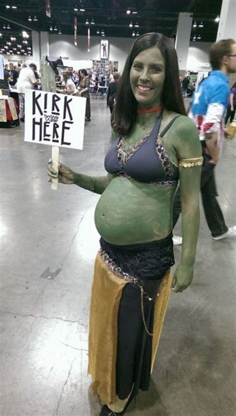 more proof that pregnancy needn t be a hinderance to cosplay