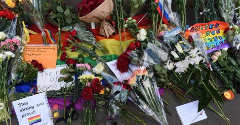 Russian Gay Couple Arrested In Moscow For Orlando Love Wins Tribute
