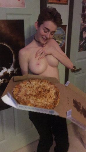 Her Pizza Just Arrived [img] Porn Pic Eporner