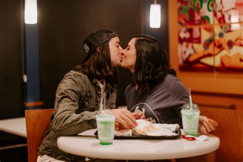 couple takes engagement photos at taco bell popsugar love and sex photo 11