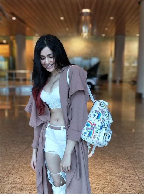 Scenic Adah Sharma Hot Looking New Full Hd Wallpapers