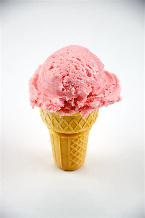 strawberry ice cream wikipedia