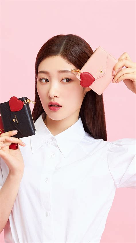 Hs02 Chaeyeon Girl Kpop Pink Spring Ioi Wallpaper