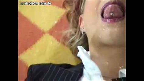 Nicole24 With Awesome Footjob Takes Cum On Face Xnxx