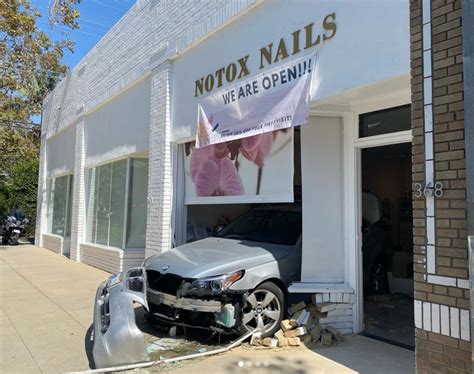 Car Crashes Into Nail Salon In Beverly Hills Canyon News