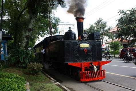 info wisata  kota solo serunya wisata naik kereta api uap  solo