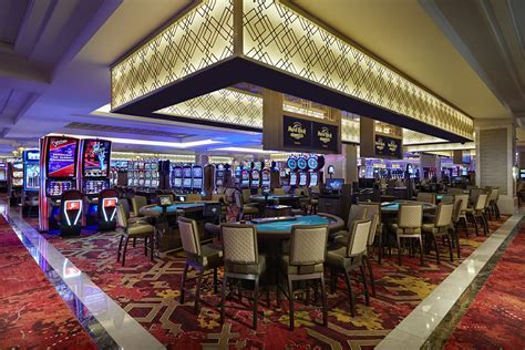 hard rock tampa  powerhouse florida casino   slots