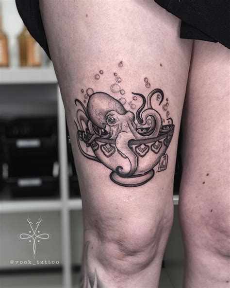 Update 81 Womens Octopus Tattoo Super Hot In Cdgdbentre