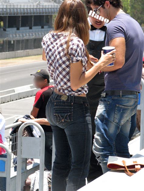 Perfect Round Ass In Jeans Divine Butts Voyeur Blog