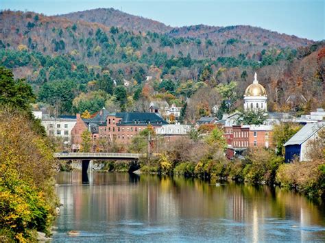 small towns  visit  vermont  fall jetsetter