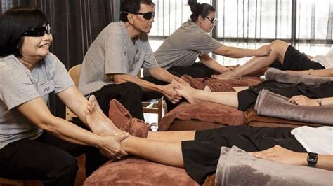 Marie Claire Blind Massage La Técnica De Masaje Que Suma Inclusión