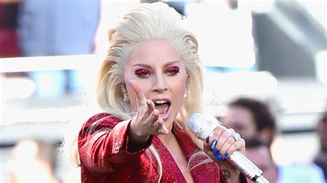 Lady Gaga To Star In A Star Is Born Will Write And Perform New Songs