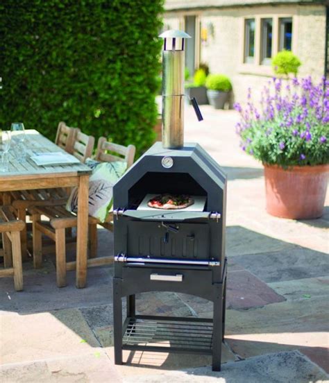 Lidl Is Selling A Pizza Oven For Your Garden For £99 99 Metro News