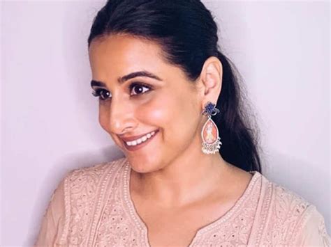 vidya balan s nude anarkali is a perfect pick for minimalistic brides