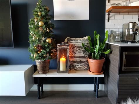 easy holiday decorating ideas  small spaces
