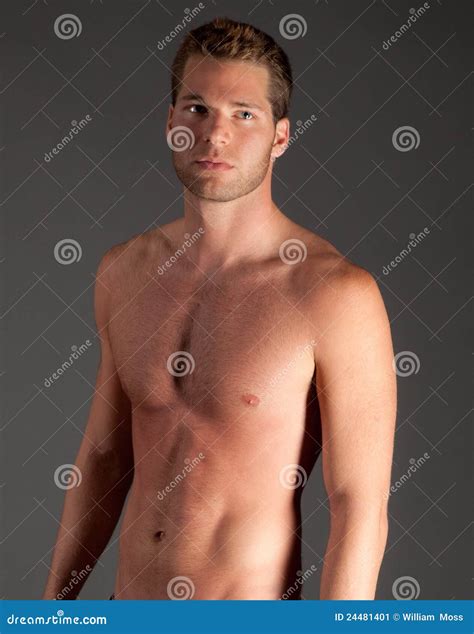 Reizvoller Mit Nacktem Oberkörper Mann Stockbild Bild 24481401