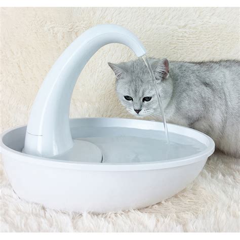 fontaine  eau pour chat dalimentation en circulation automatique