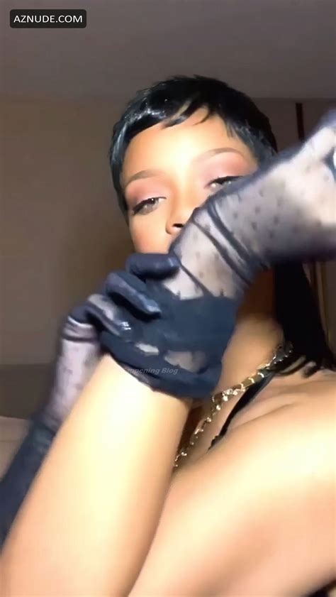 rihanna sexy posing in hot black lingerie for valentine s day