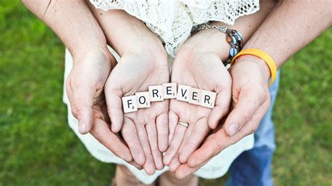 Download Wallpapers Couple Holding Hands Together Forever Love Hand