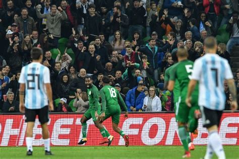 hasil uji coba internasional semalam argentina kalah  nigeria