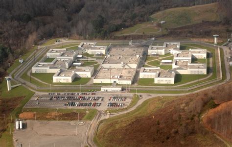aclu sues to end solitary confinement at two maximum security prisons