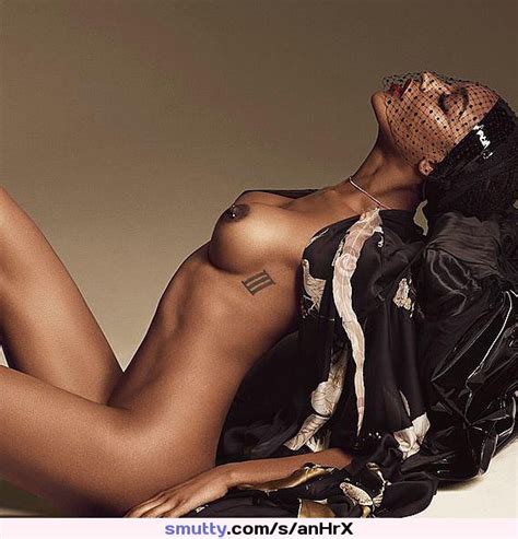 Jourdan Dunn Sexy Topless And Fully Nude Celebrity