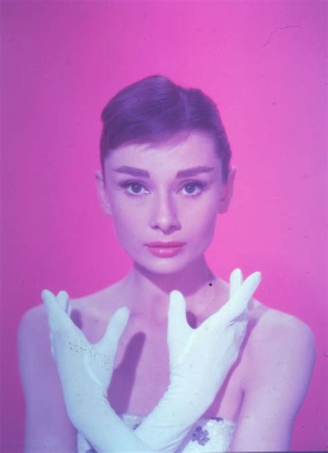 Pin Su Audrey Hepburn Archive