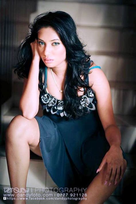 Sri Lankan Hot Models Nilwala Wishwamali Sexy Photos