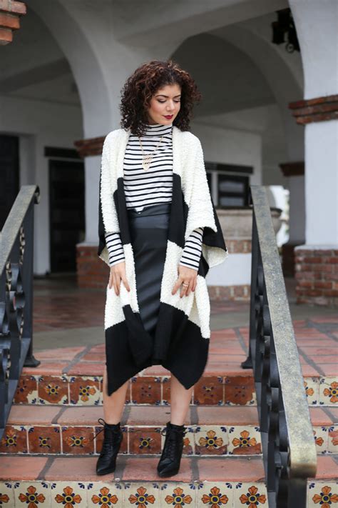 wear  stripe  stripe pattern mixing outfit pattern mixing