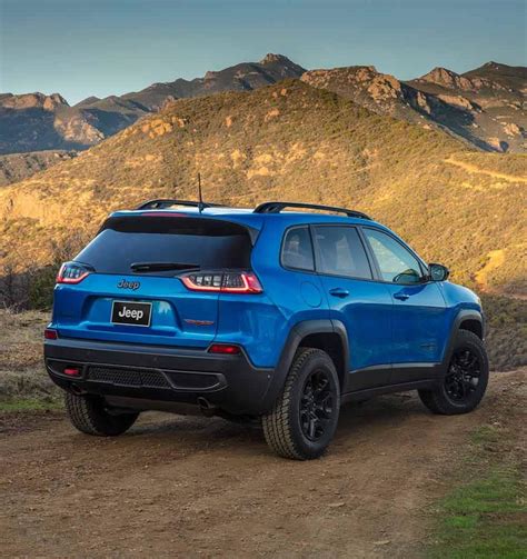 jeep cherokee pictures view  suv image gallery