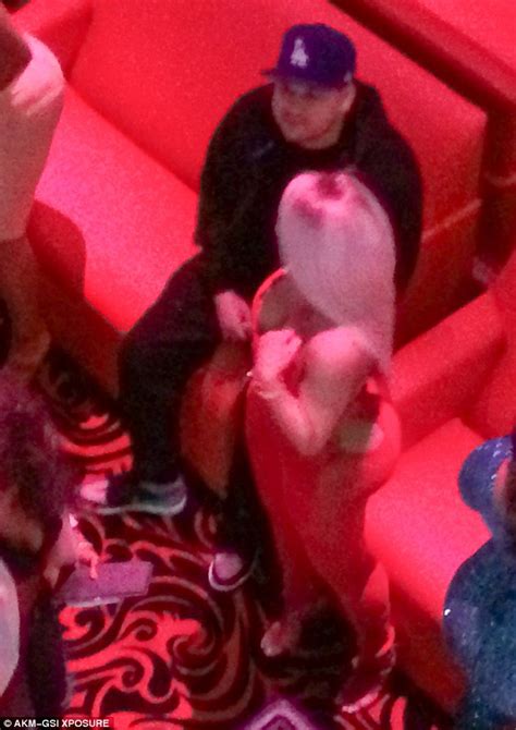 Blac Chyna Enjoys A Night Inside A Strip Club With Rob