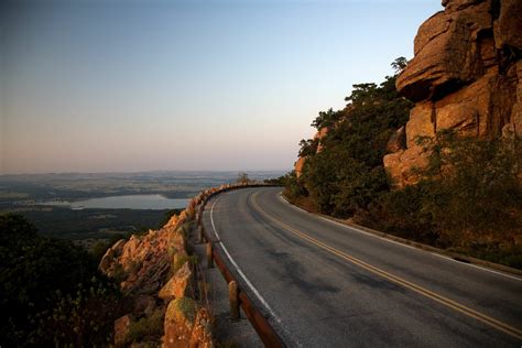 top  scenic roads  drive   united states