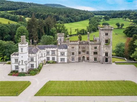 spectacular european castles   rent  airbnb castle hotels  ireland castle hotel
