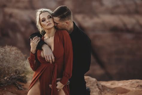 sexy couples canyon photo shoot popsugar love and sex photo 51