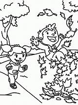 Playing Coloring Outside Pages Kids Children Leaves Fall Color Pile Jumping Into Outdoors Popular Getcolorings Print Coloringhome 73kb 405px sketch template