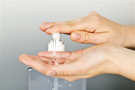 people   hand sanitizer   newsziicom