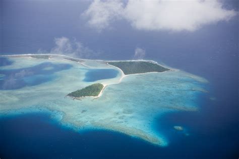 aerial view  marshall islands ailinglaplap atoll micronesia