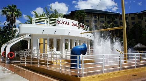 royal pacific  reasons     universal hotel