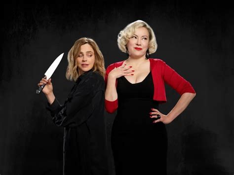 Fiona Dourif And Jennifer Tilly Chucky Series Movies Movies And Tv