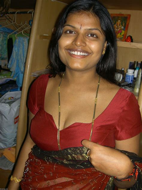 Hot Tamil Aunties Housewives Photo Album Hot Mallu