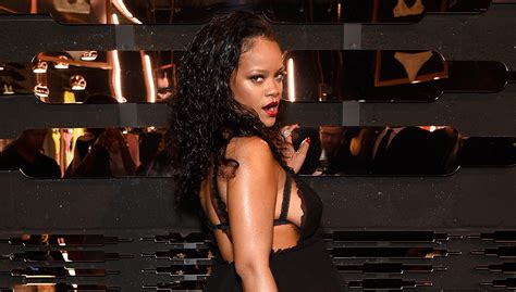 Rihanna Unveils Her Savage X Fenty Lingerie Line Rihanna Just Jared