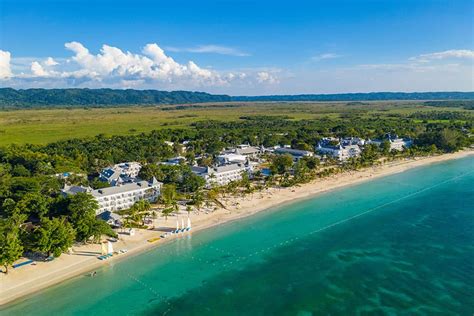 Riu Hotels Updates Its First Hotel In Jamaica