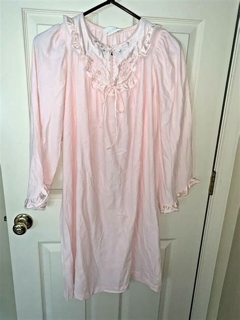 miss elaine vintage granny night gown pink soft light… gem