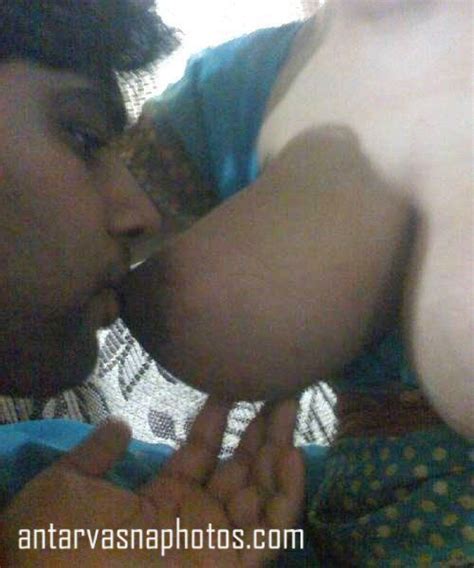 horny boobs sucking latest photos indian boobs sucking photos